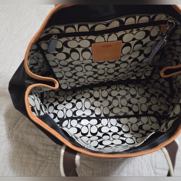 Coach Hampton Black and Brown Tote Bag - Picture 4 of 8